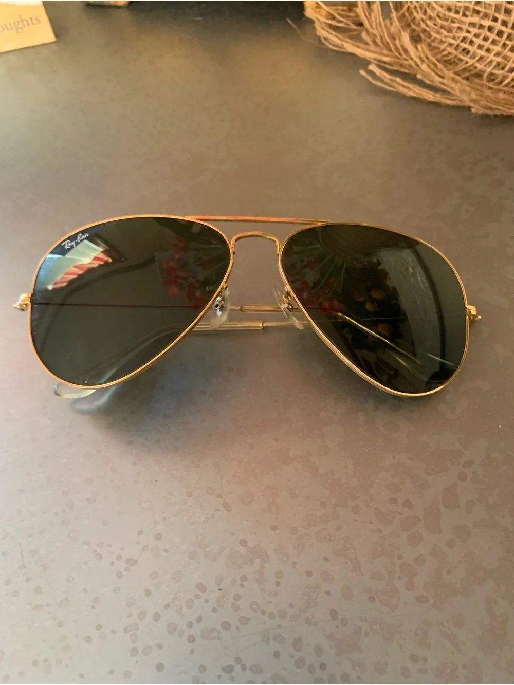 Men’s RAY-BAN Vintage Bausch and Lomb aviator sunglasses. NO SCRATCHES nose pads